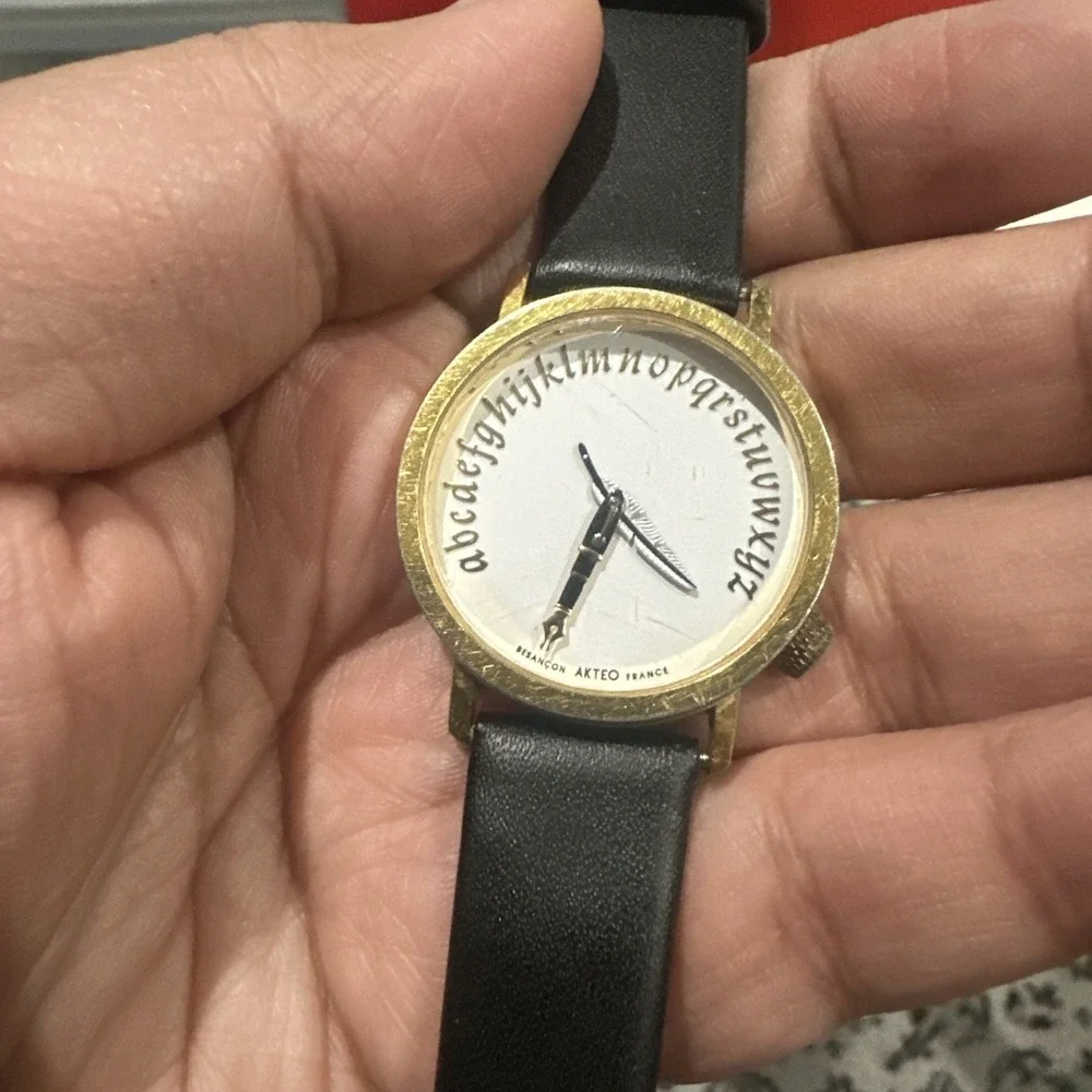 Working AKTEO Unisex Watch LITERATURE/LETTERS Feather & Pen 32mm New Black Strap