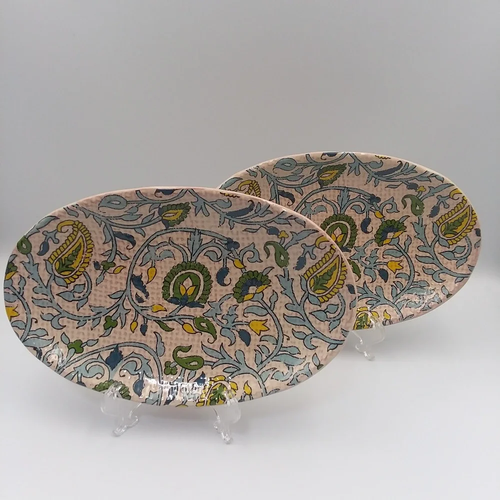 Set of 2 Pottery Barn Oval Salad Plates Blue Beige Paisley‎ Floral Accent Dishes