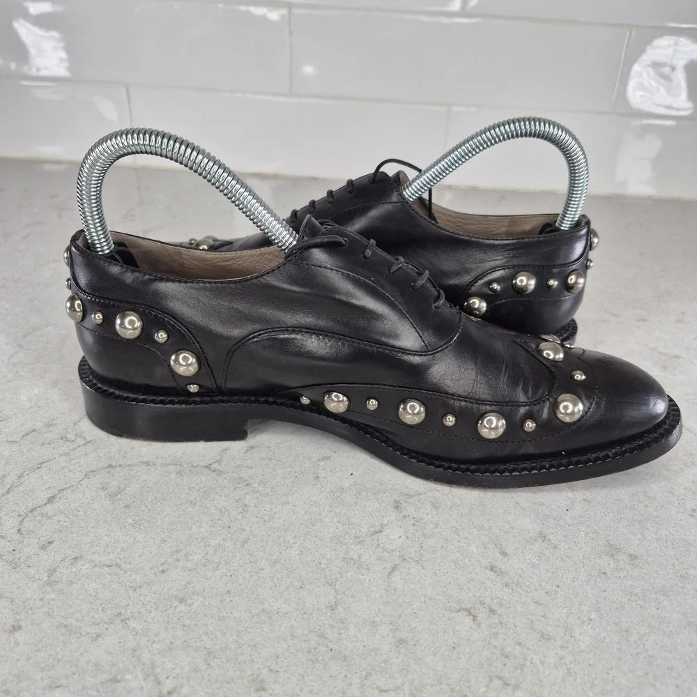 Marc Jacobs few scuffs