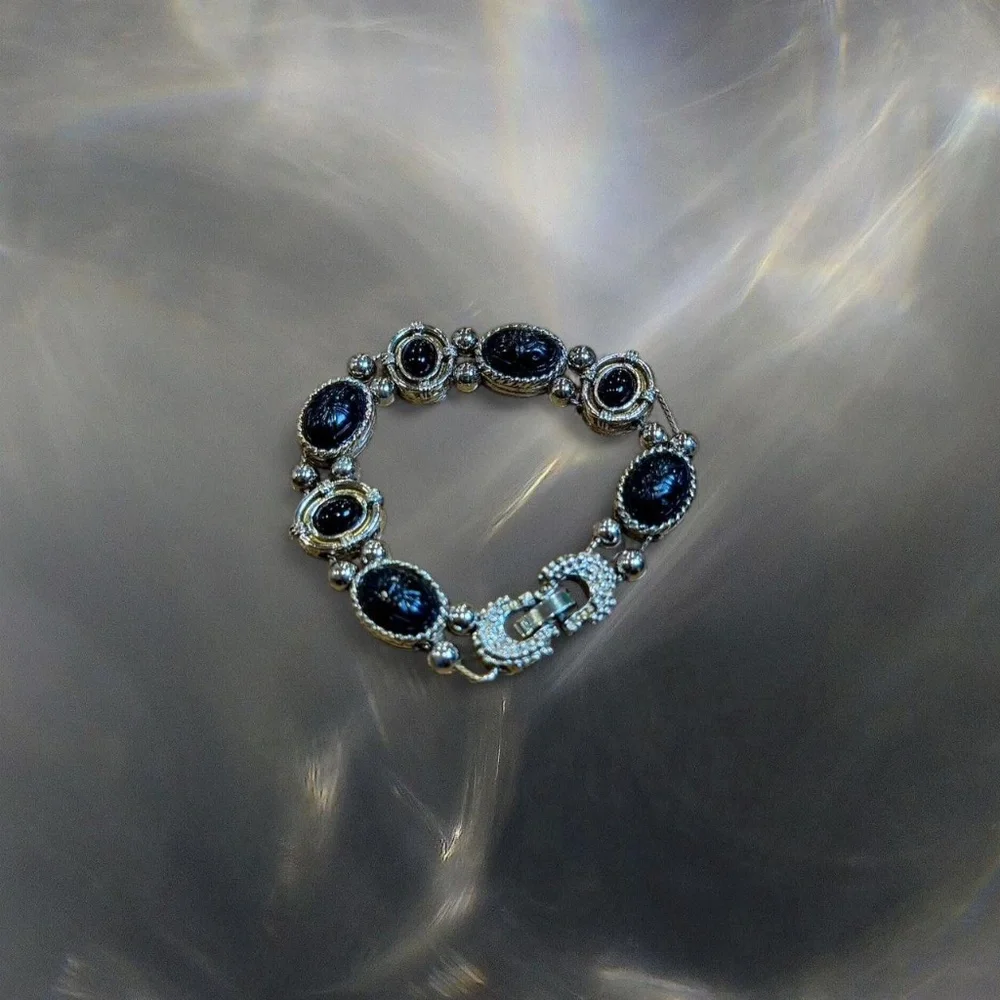 Vintage Silver-Tone Black Cabochon Scarab‎ Statement Bracelet