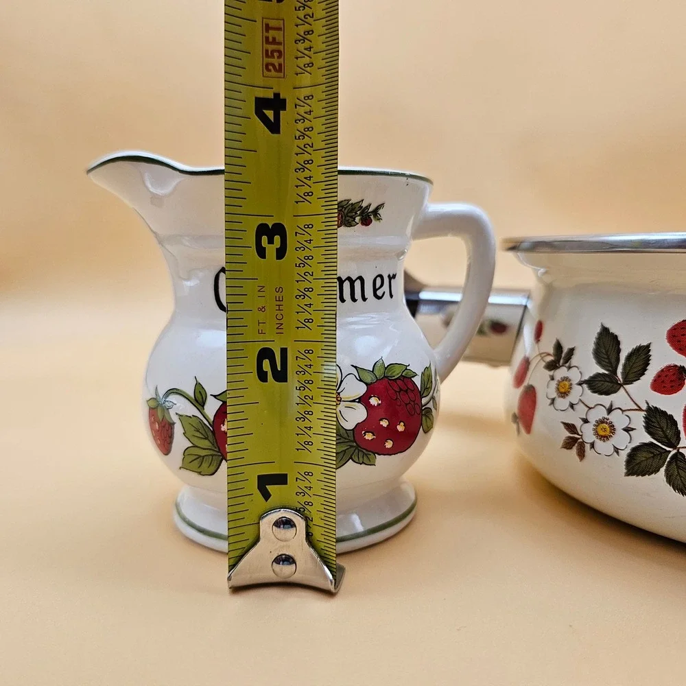 Sheffield Strawberries n‎ Cream Enamel Saucepan Pot with Creamer Pitcher Set