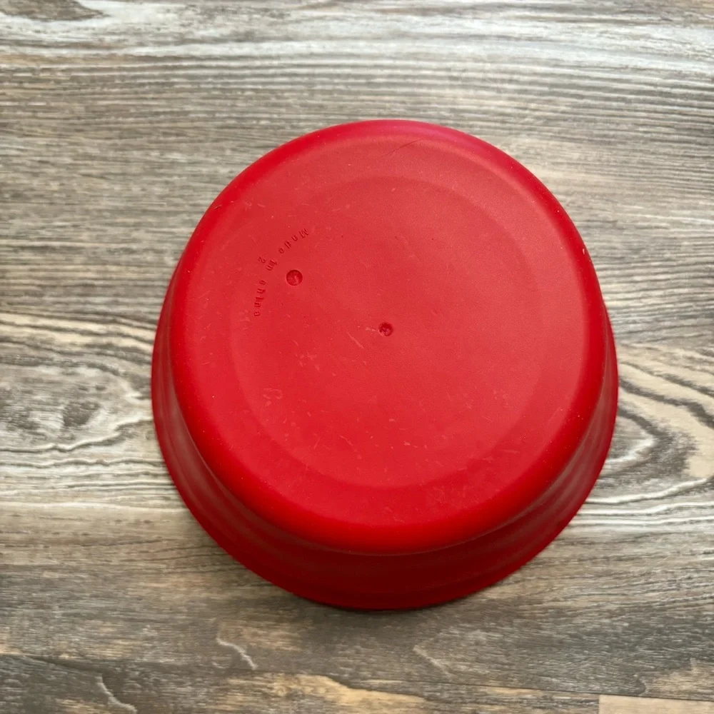 Pampered Chef Family Size Microwave Popcorn Maker