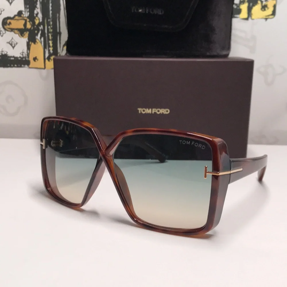 Tom Ford new authentic