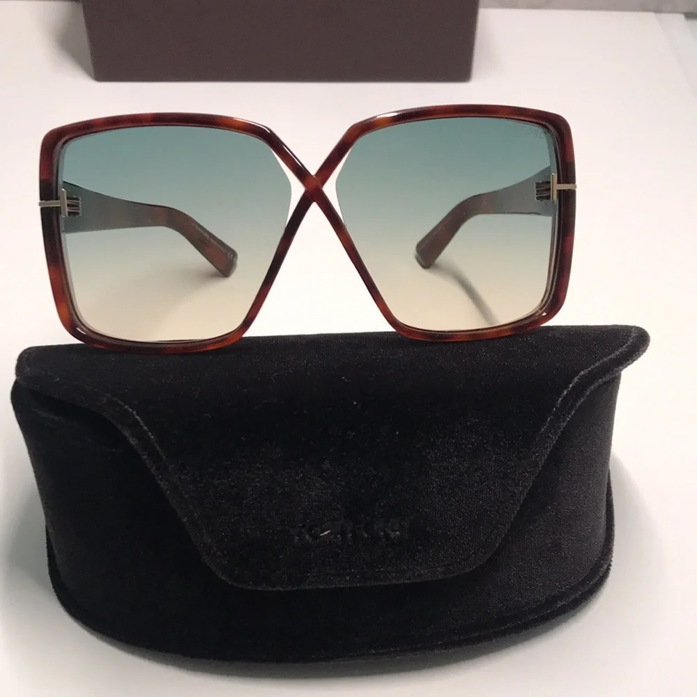Tom Ford new authentic
