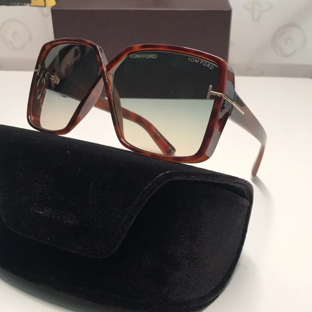 Tom Ford new authentic