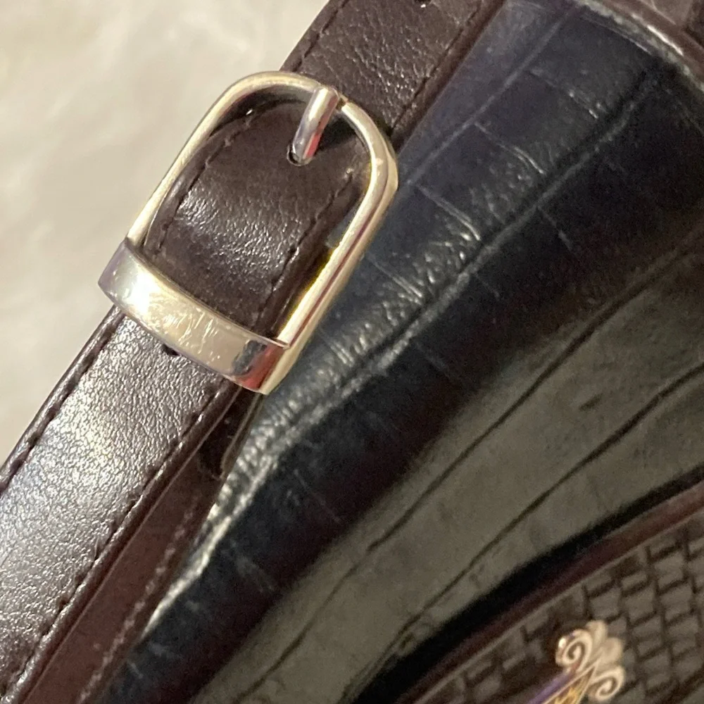 bottom adjustable interior