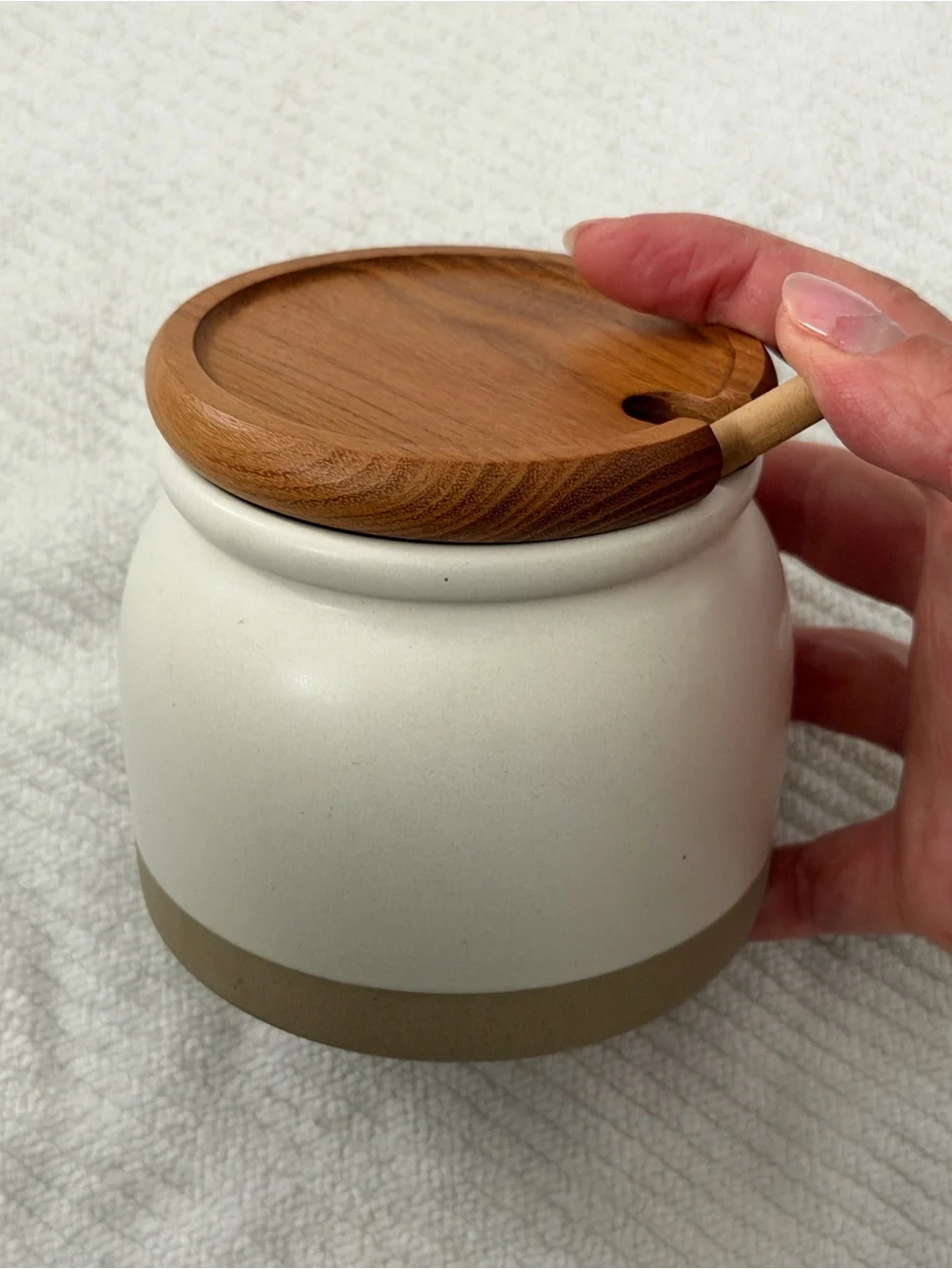 N/A minimal ceramic