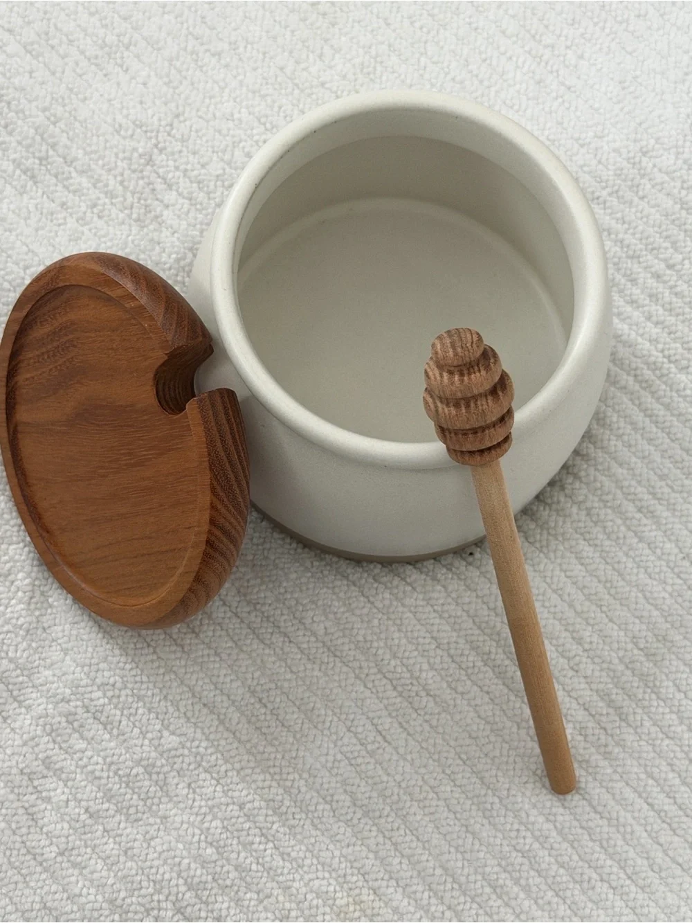 N/A minimal ceramic
