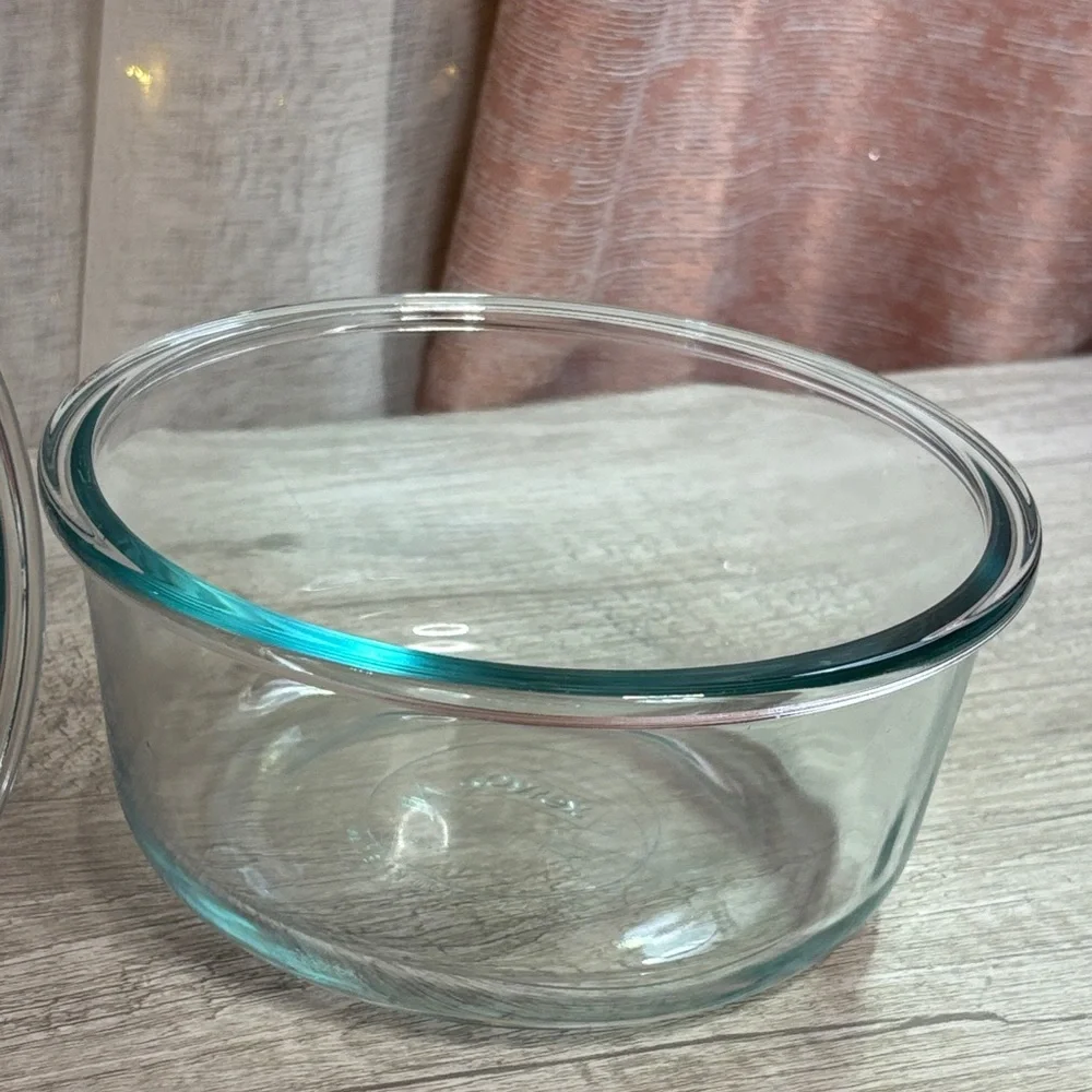 Pyrex elegant glass