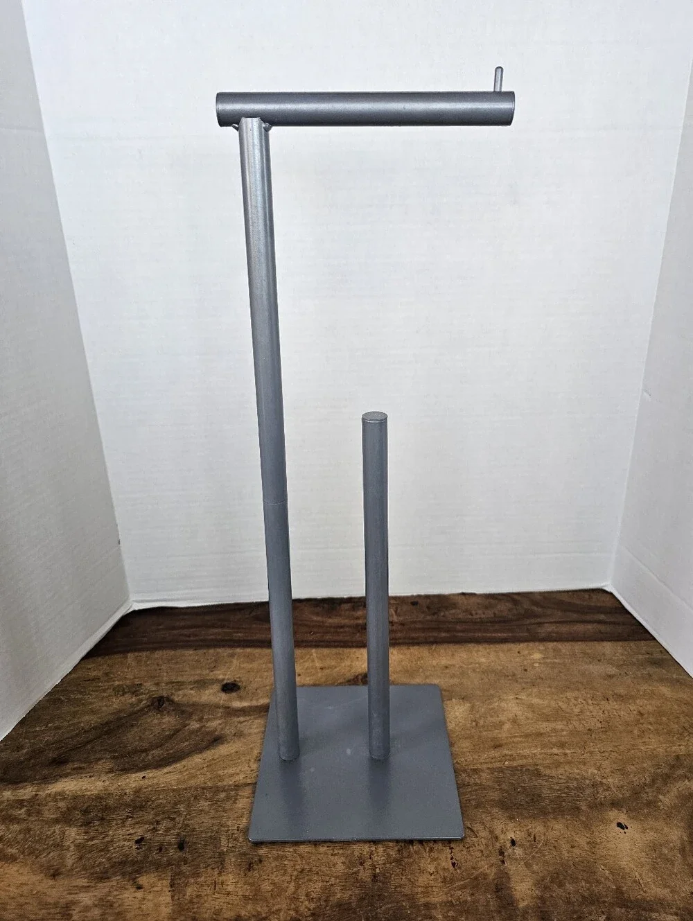 N/A freestanding toilet
