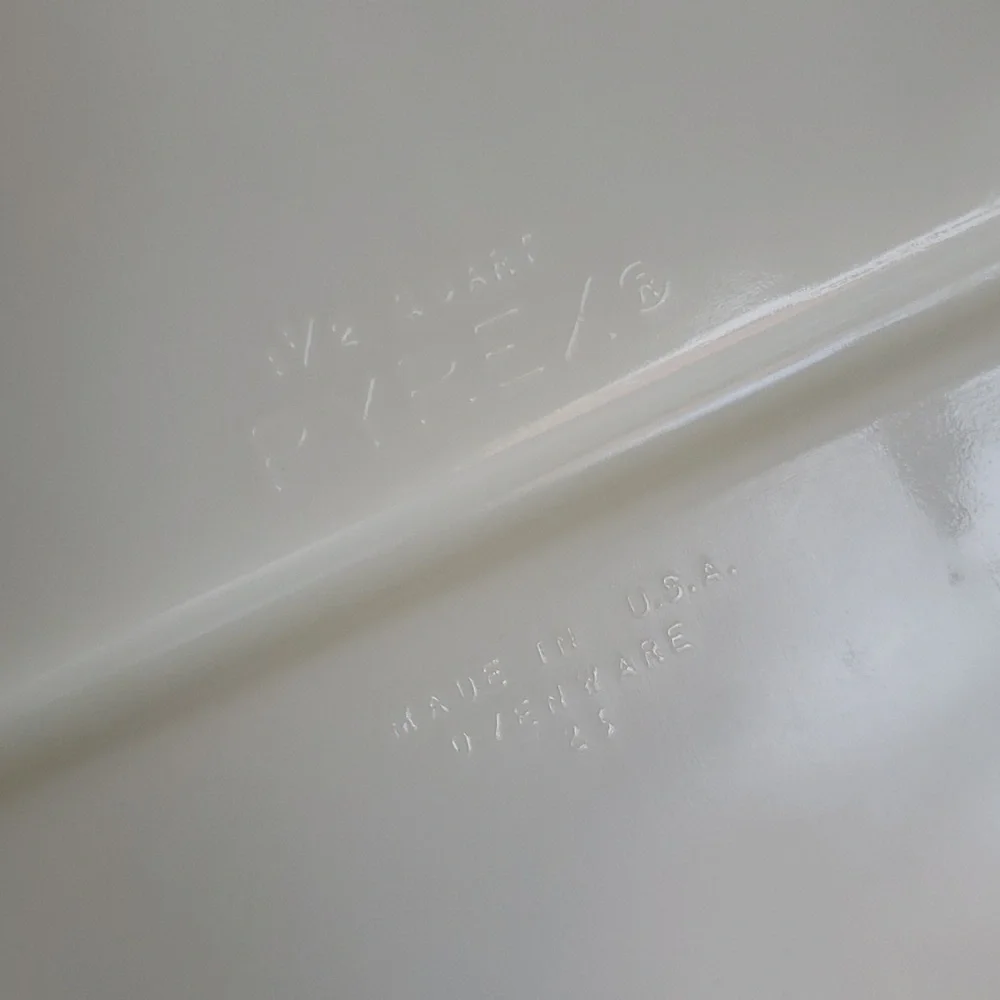 Pyrex qt 12