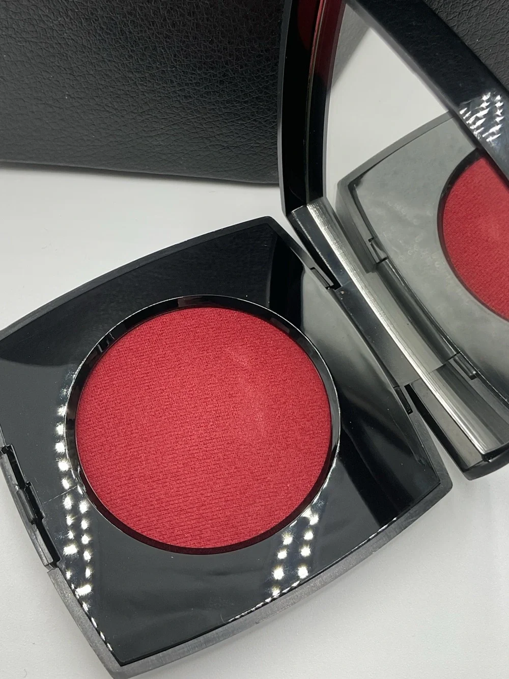 CHANEL without velvety