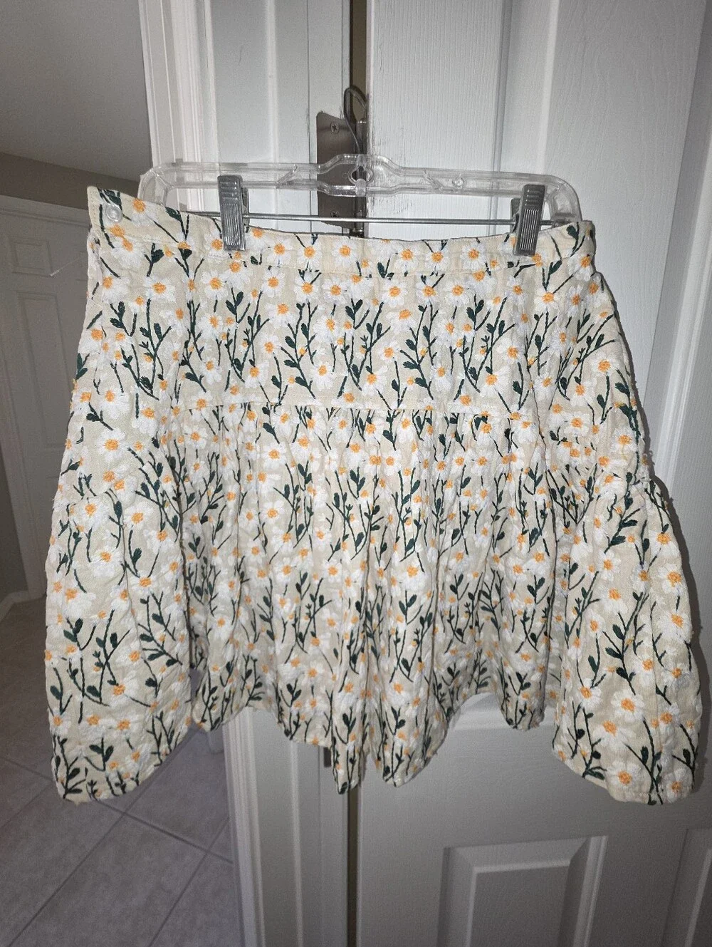 Avec Les Filles Cream Embroidered Daisy Floral Tiered Skirt NEW