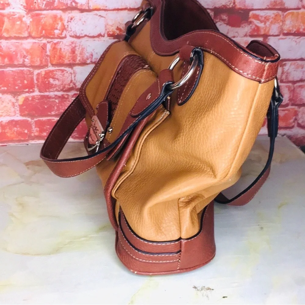 b.o.c. large brown