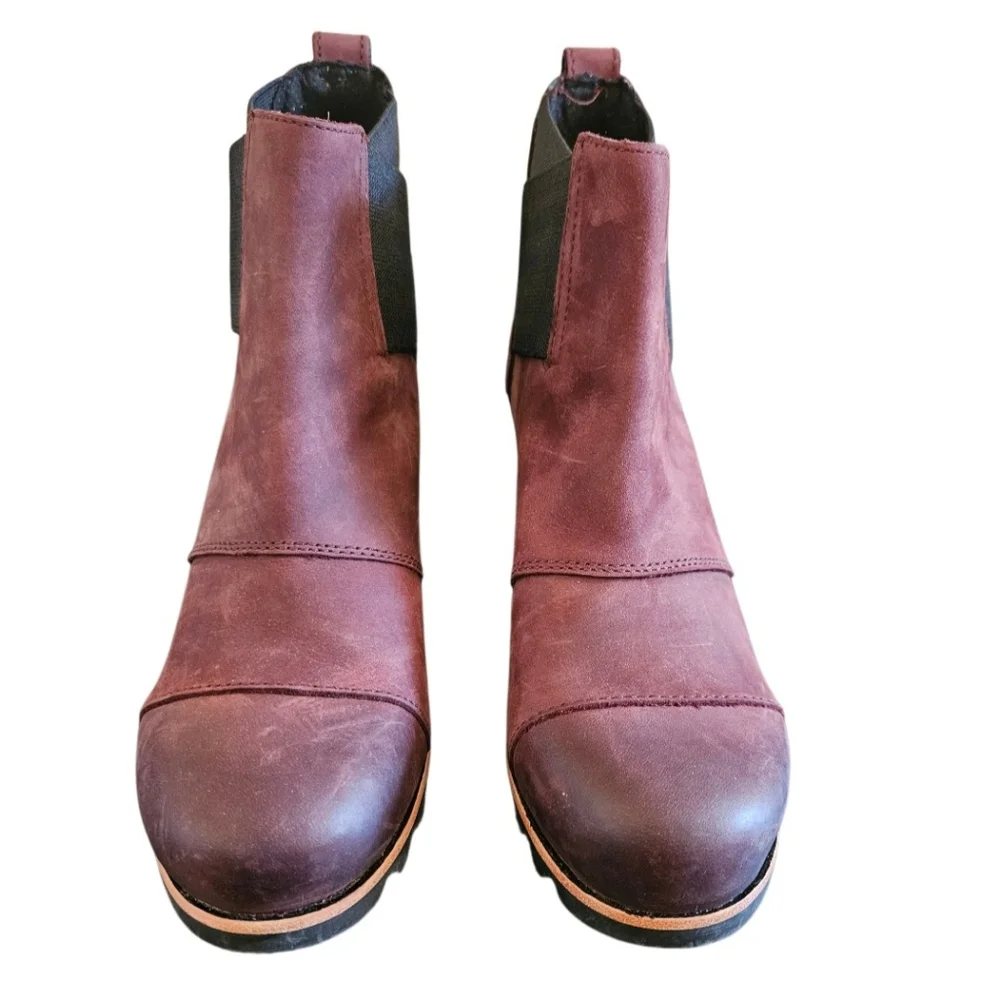 Sorel Addington Burgundy Chelsea Waterproof Leather Block Heel Boots Size 8