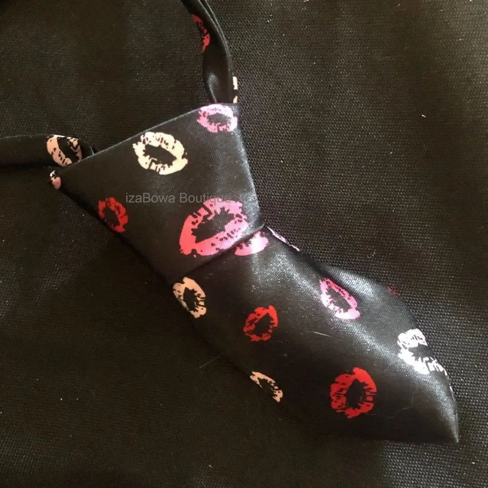 Colorful Lips Mini Tie - Fun Prints TY137 NWT Boutique