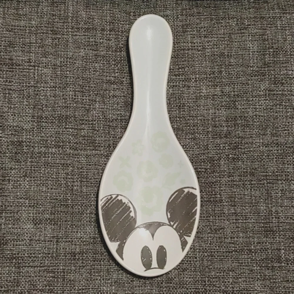 Mickey Mouse sketch style spoon rest.