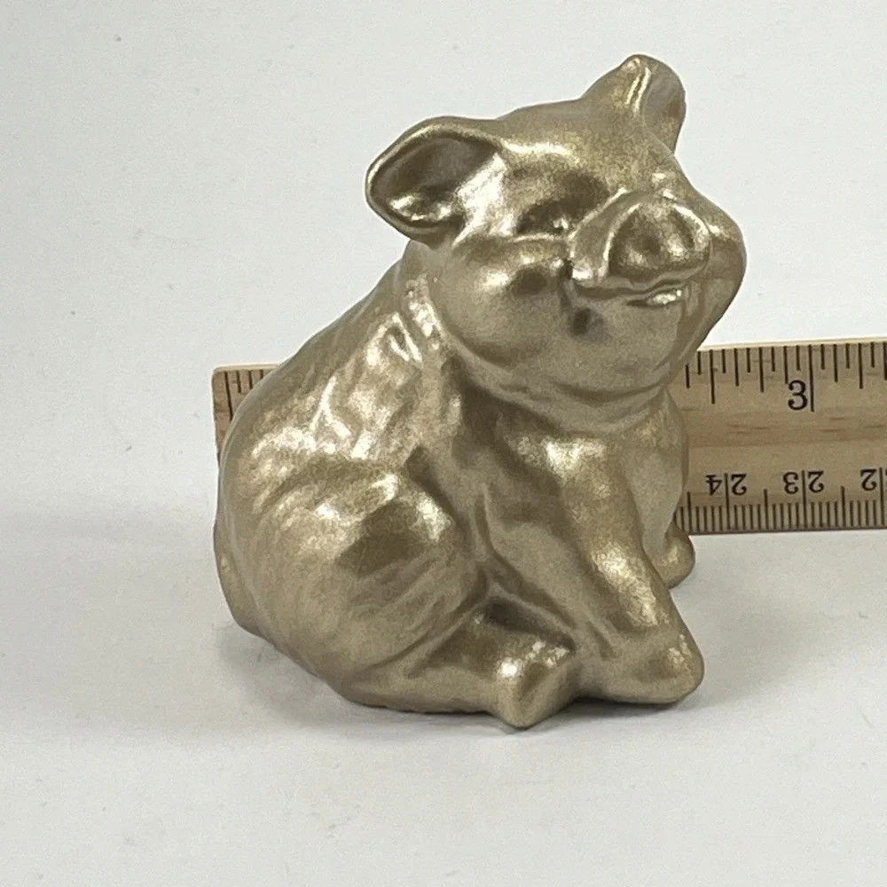 Farmhouse Brass-tone Pig Figure 2.5