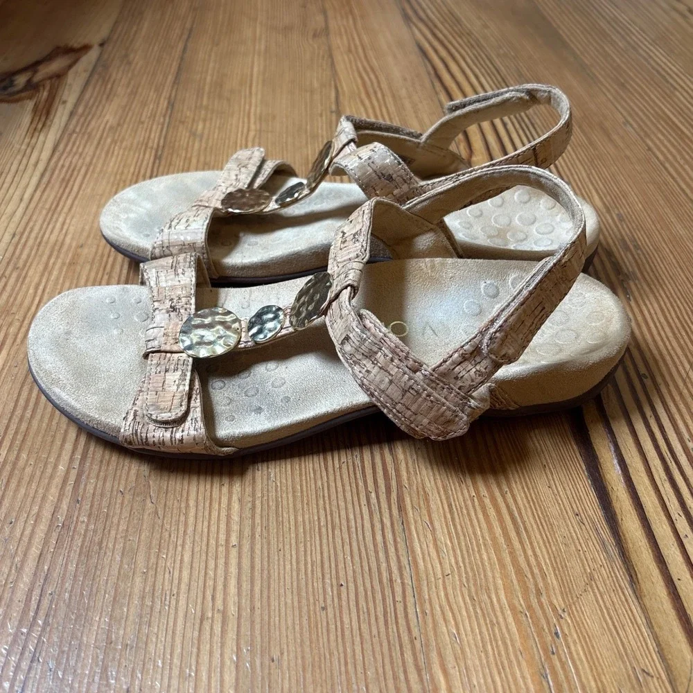 Vionic farra sandals