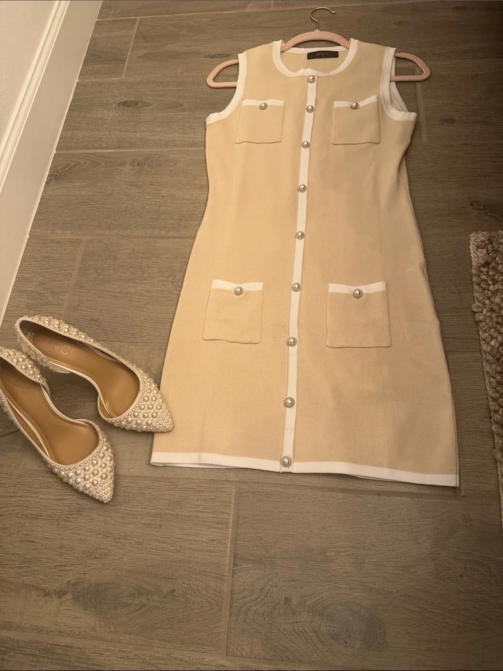 Zesica sleeveless mini