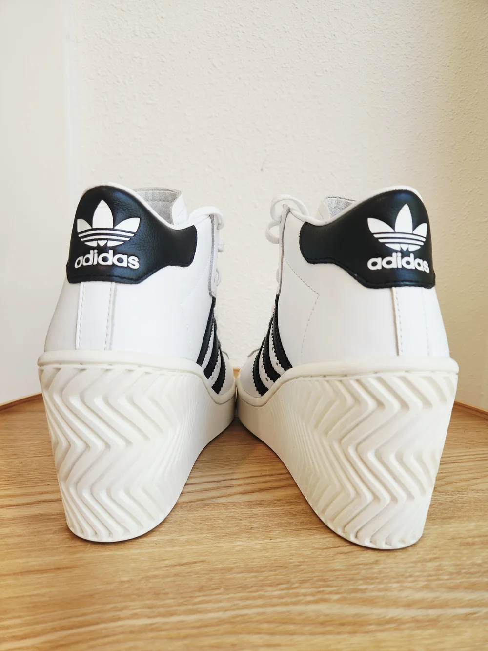 RARE Size 6 adidas Superstar Ellure Shoe Sneaker FW0102 Wedge Heel 2.25
