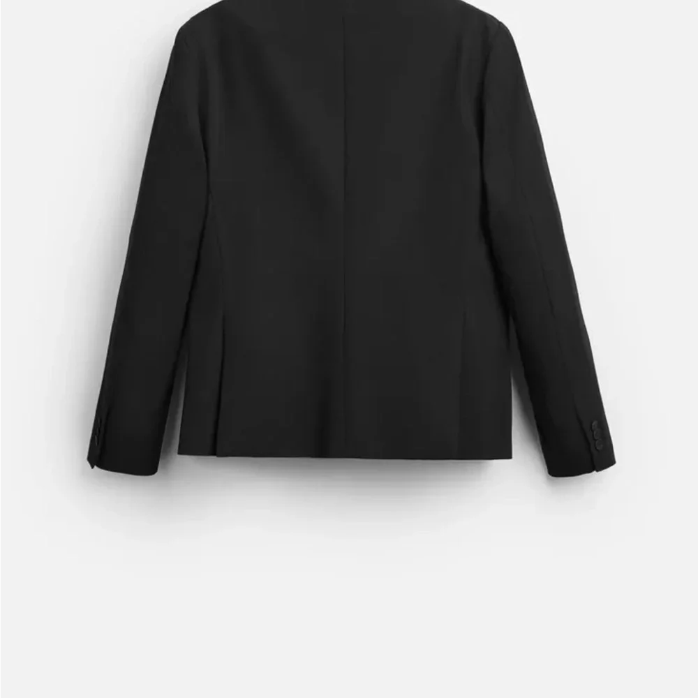Zara elevate your