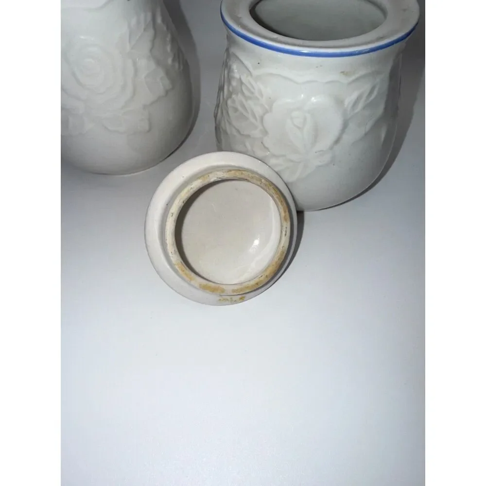 Vintage Tabletops Unlimited Victorian Rose Creamer & Sugar Bowl Set