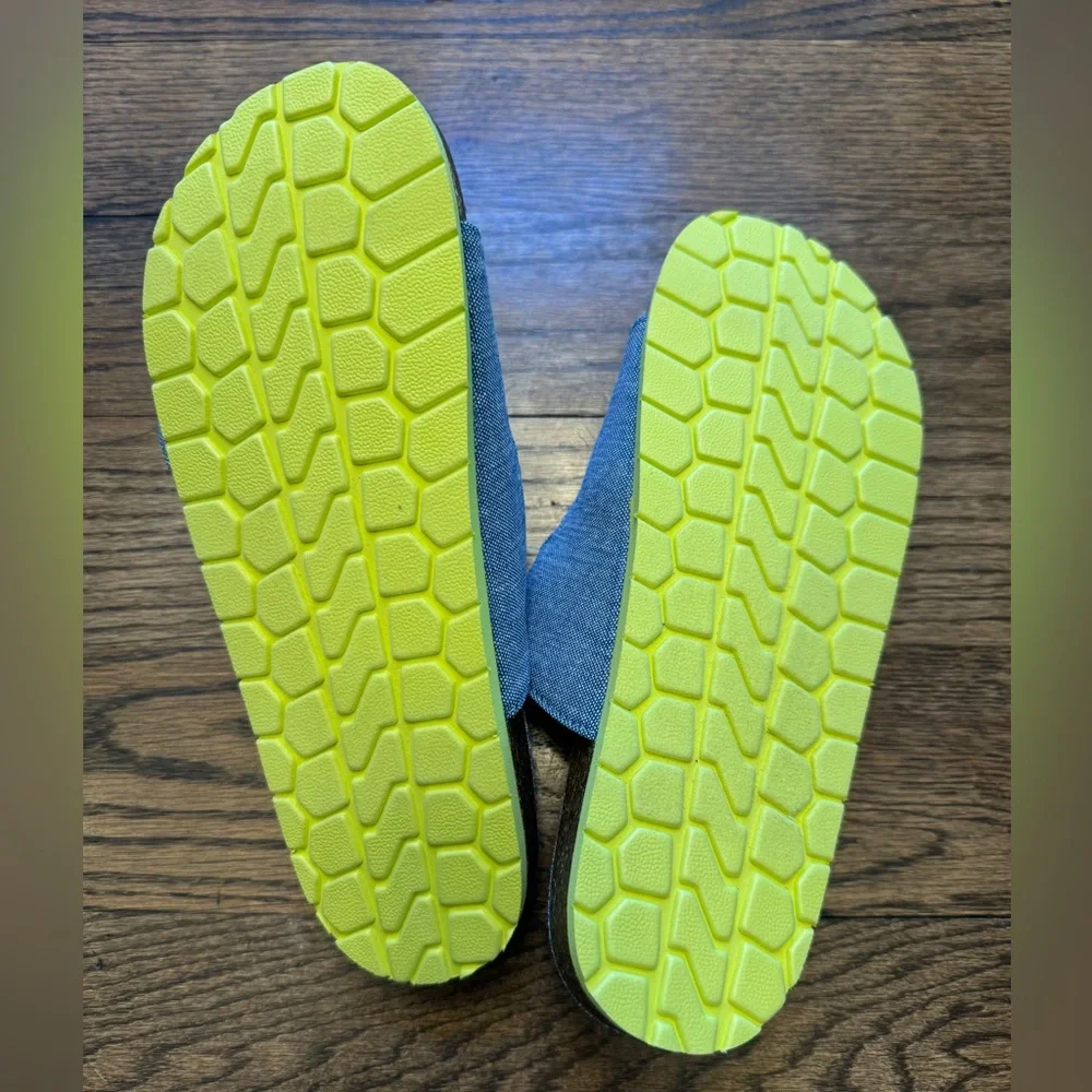 Gap Kids Chambray Sandals, NWT
