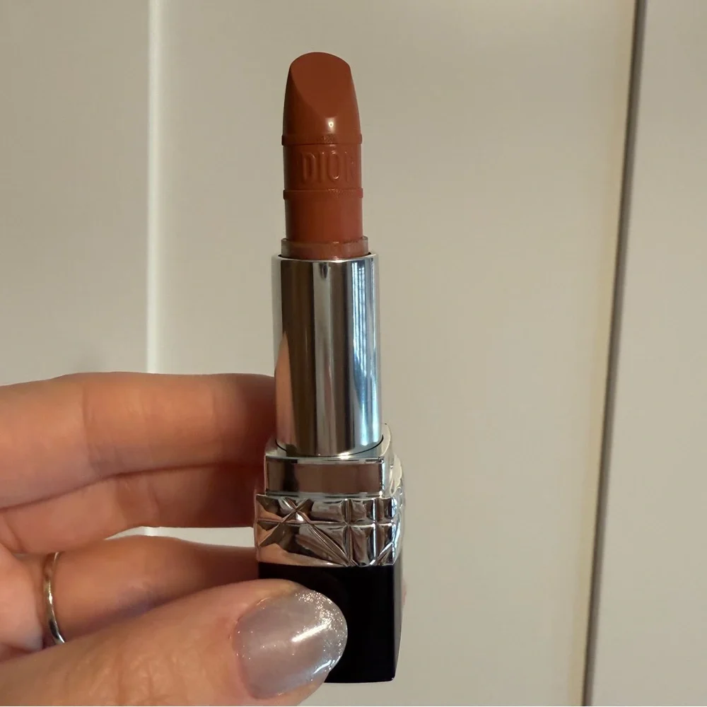 Rouge Dior 424 nude fauve satin lipstick