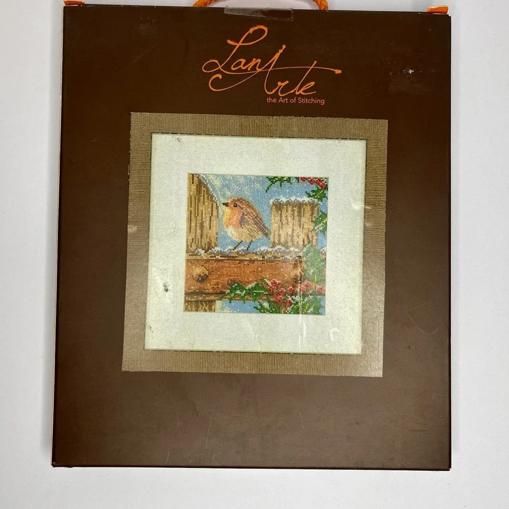 Lanarte Curious Robin Counted Cross Stitch Kit Vintage Winter Bird 18x18cm