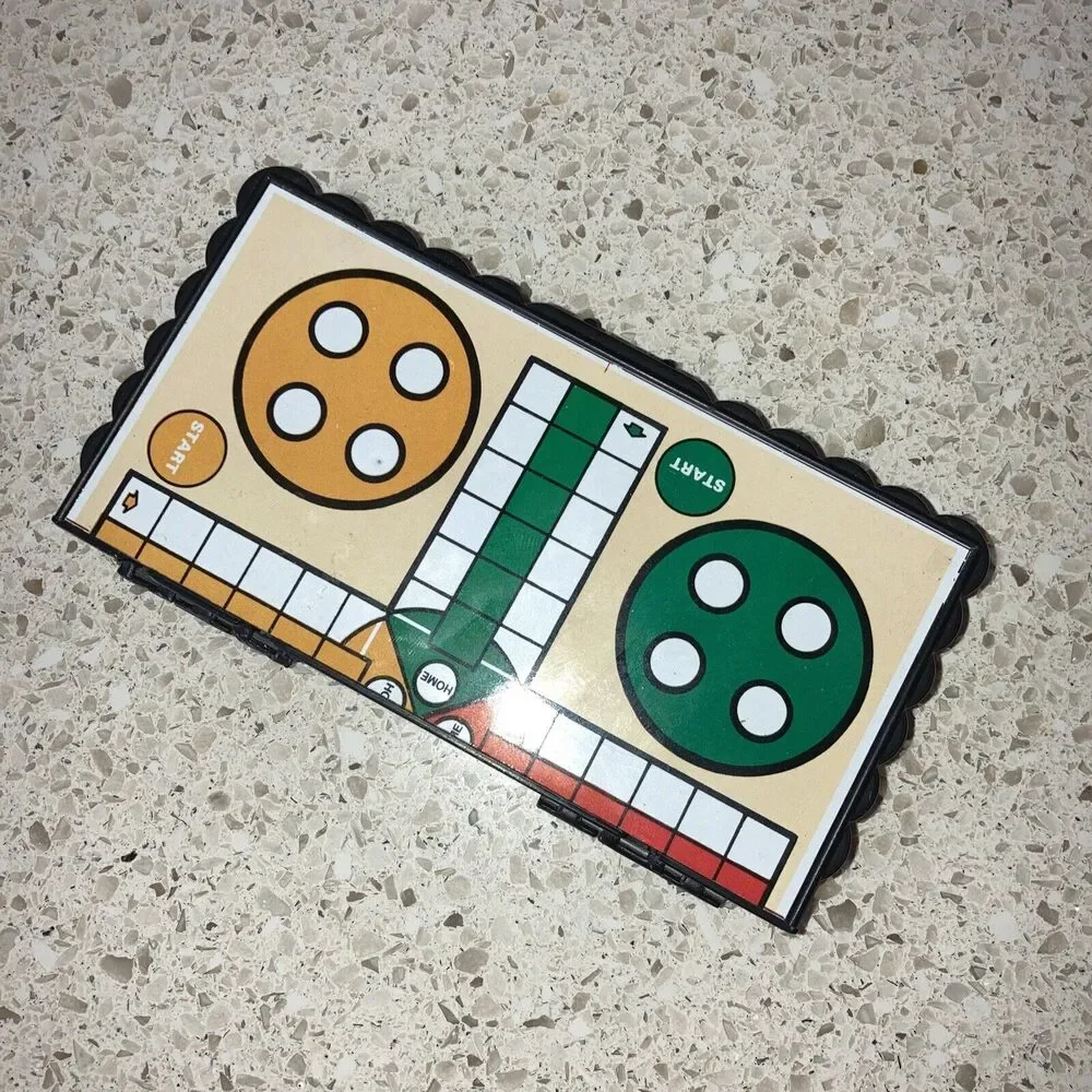 Mini Magnets Fundex Travel Game Parchessi Storage Case Vintage 1989