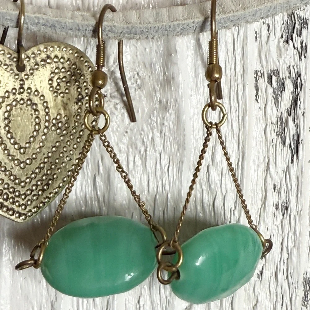 2 Pairs Earrings Boho Metal Hearts Teal Jewel Gold Tone Dangle Hook Pierce Light