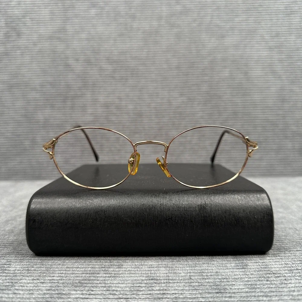 Petite Sophisticate 2202 G505 Gold Oval Y2K Eyeglass Frames Italy 49-19-135 Vtg