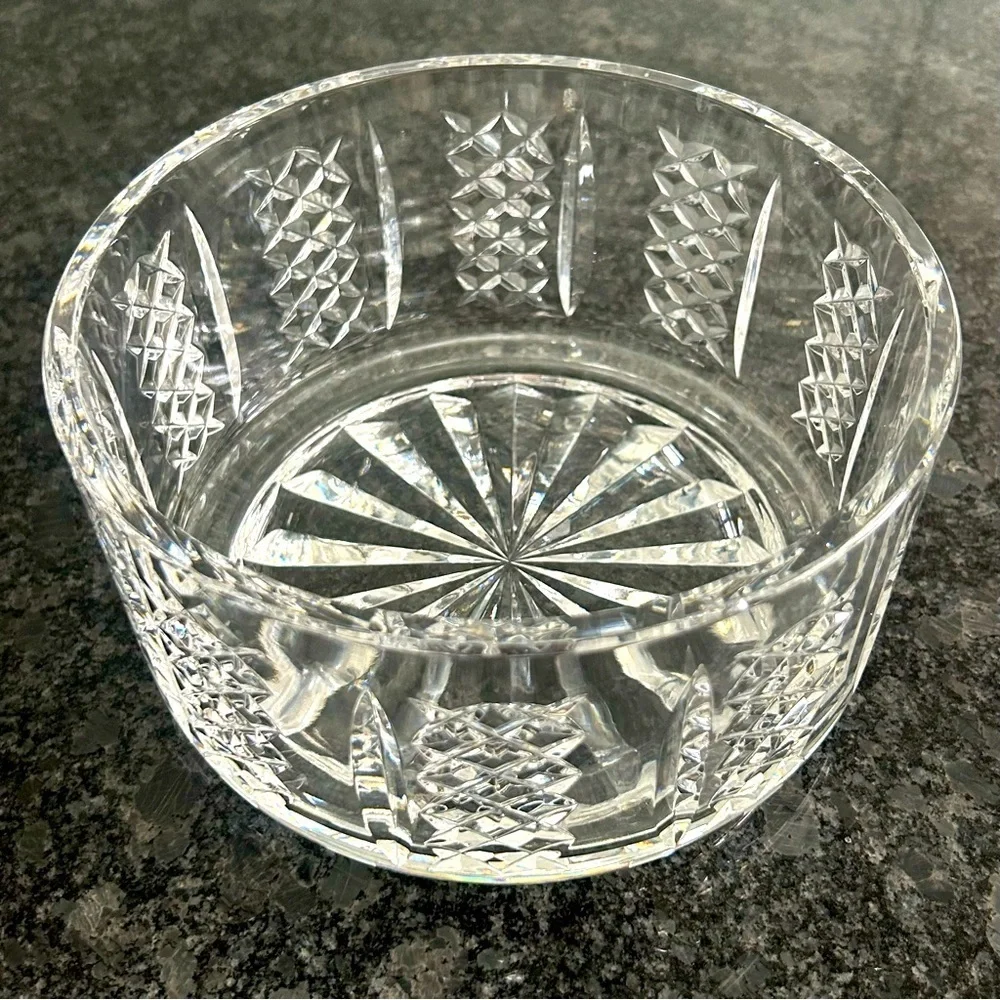 WATERFORD CRYSTAL Vintage Serveware bowl Decorative piece Elegant Crystal Clear