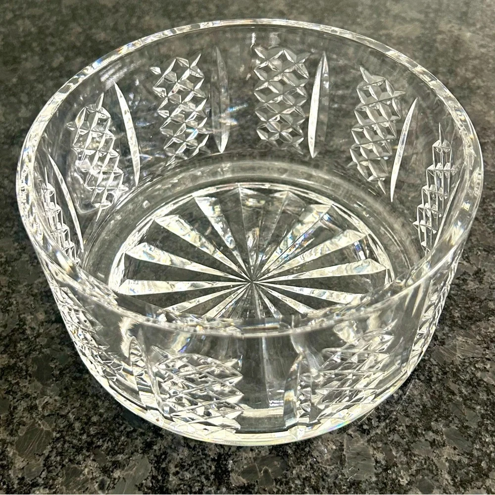 WATERFORD CRYSTAL Vintage Serveware bowl Decorative piece Elegant Crystal Clear