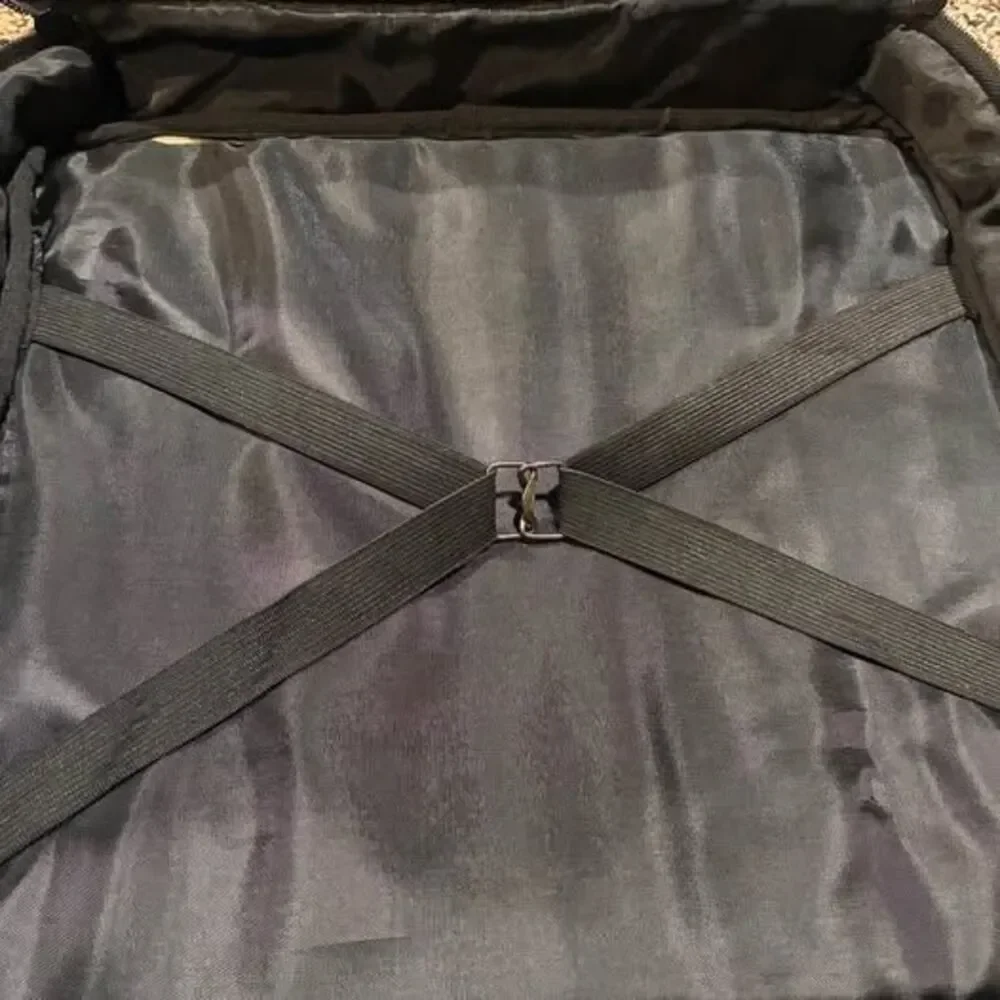 Unbranded has zippered inside