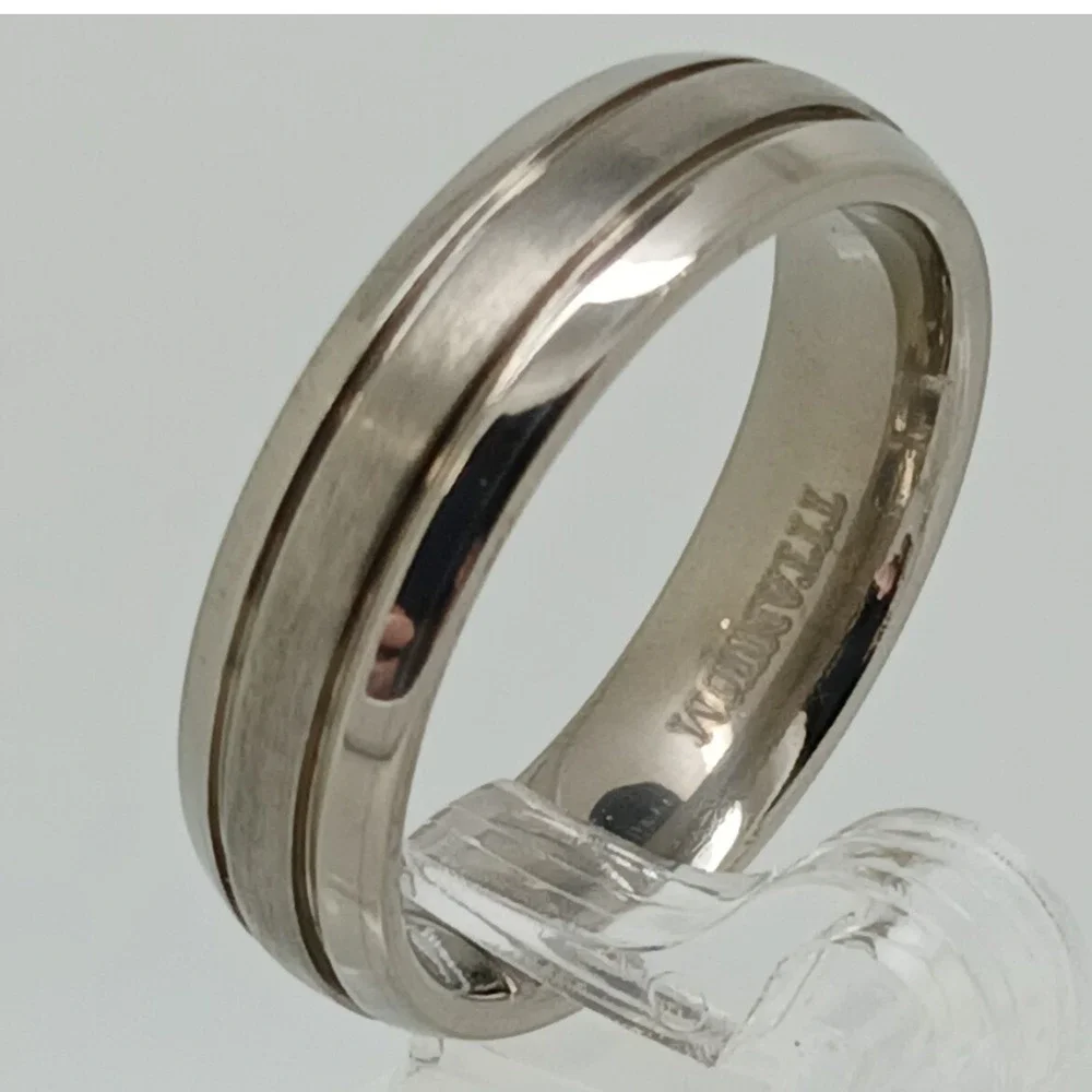 Unique Vintage classic 1990s anniversary