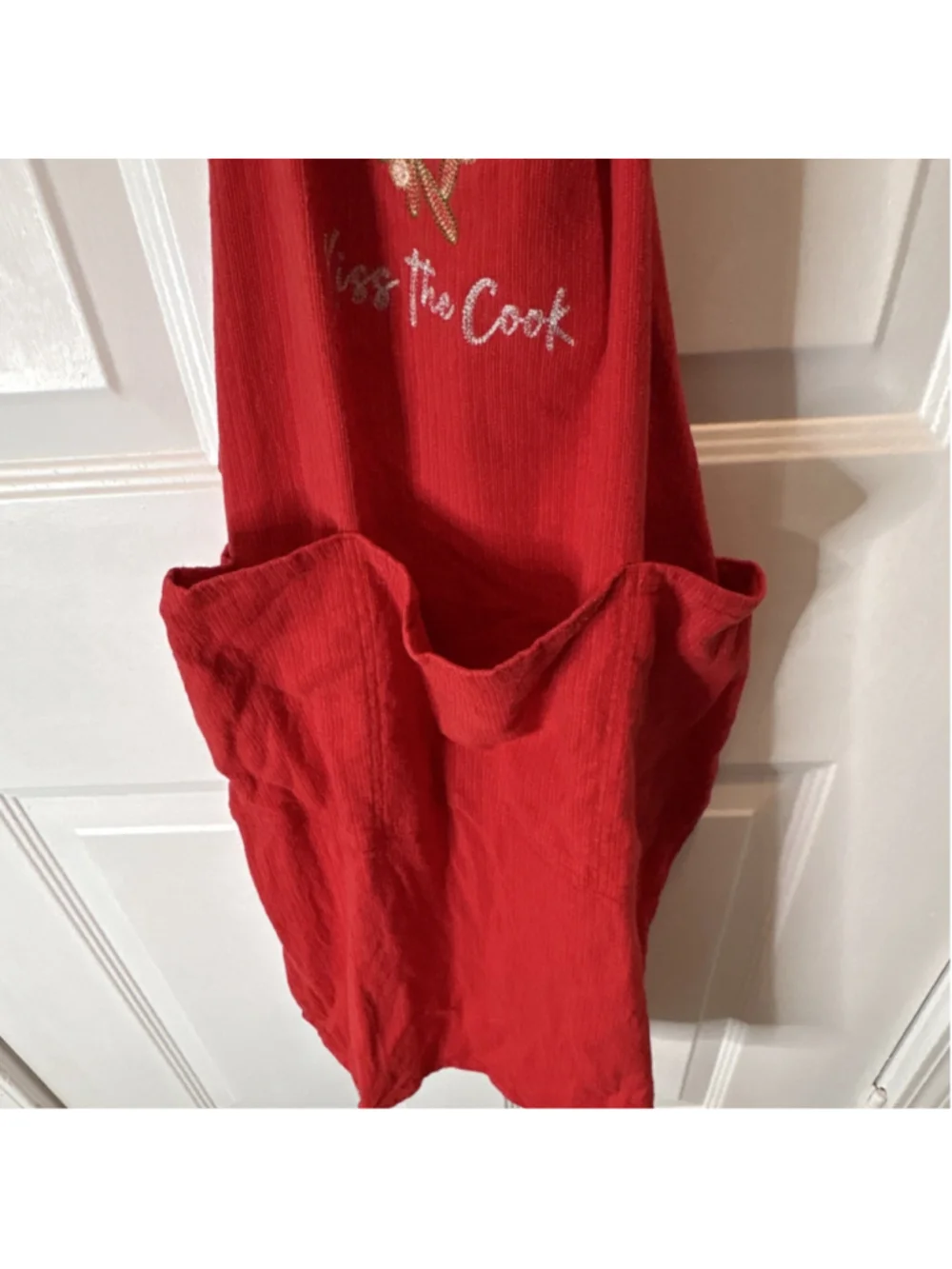 All-Clad Kiss The Cook Red Cotton Christmas Chef Apron w/ Pockets, Adjustable