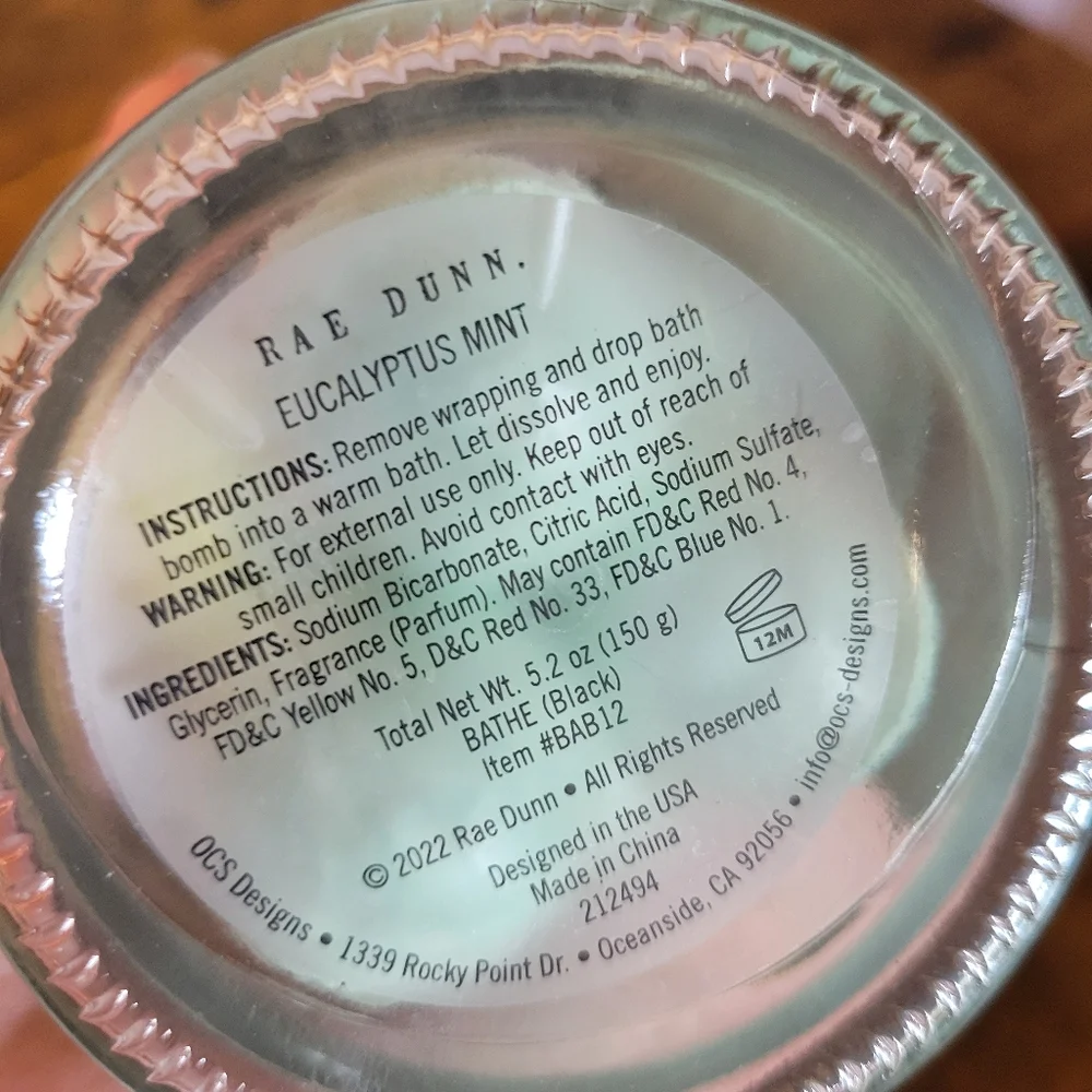 Rae Dunn Glass Bathe Jar/lid with eucaluptus Bath Bombs-sea foam green