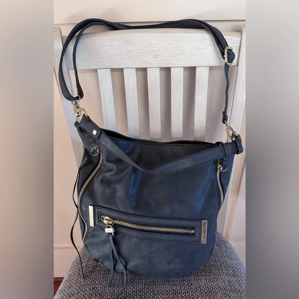 Nicole Miller New York carrying top
