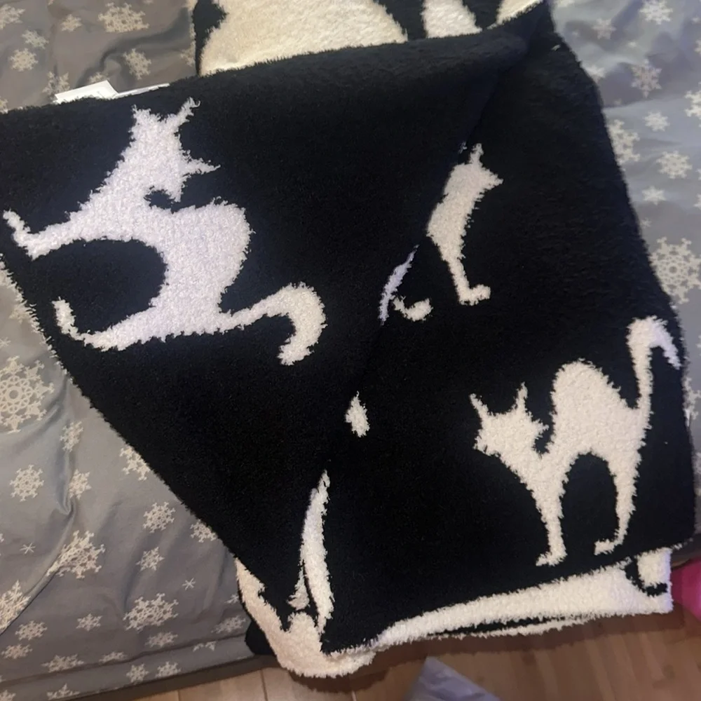 🐈‍⬛Halloween black cat reversible, oversize decorative throw blanket 🐈‍⬛