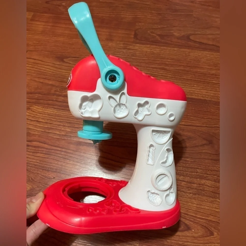 Play-Doh only few pet