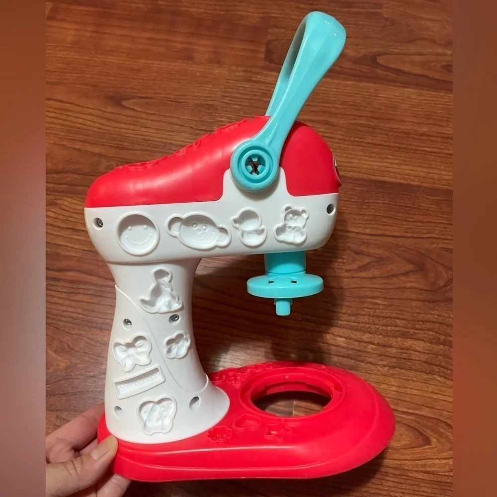Play-Doh 6pcs only