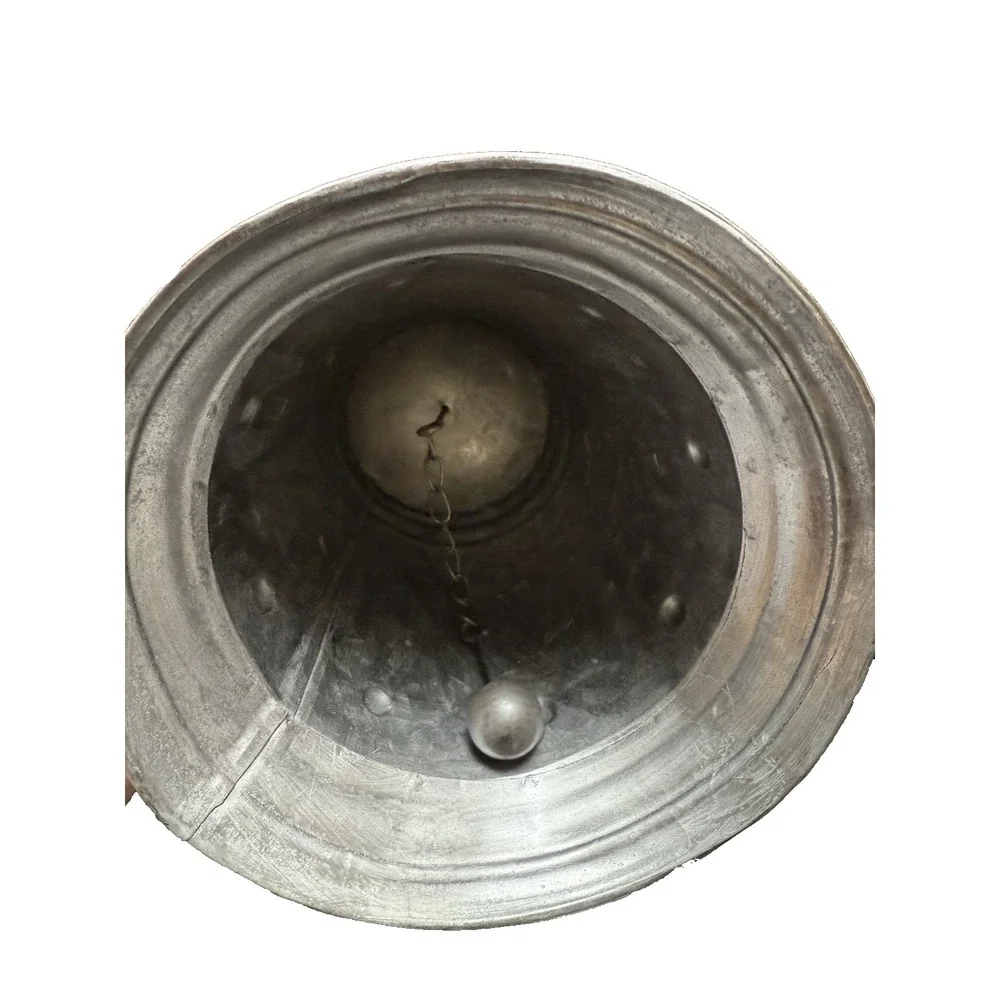 The Unbranded Brand aluminum bell