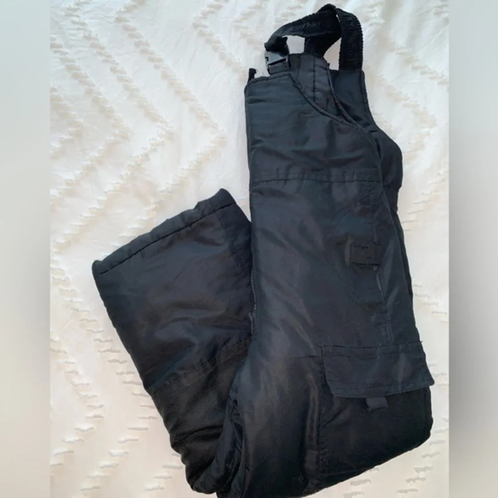 London Fog- YOUTH ski bib‎ overalls sz Med 5/6