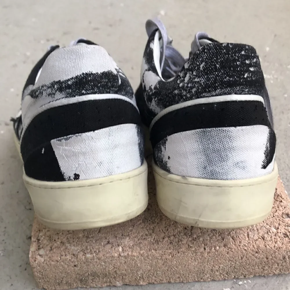 ales grey graphic sneakers
