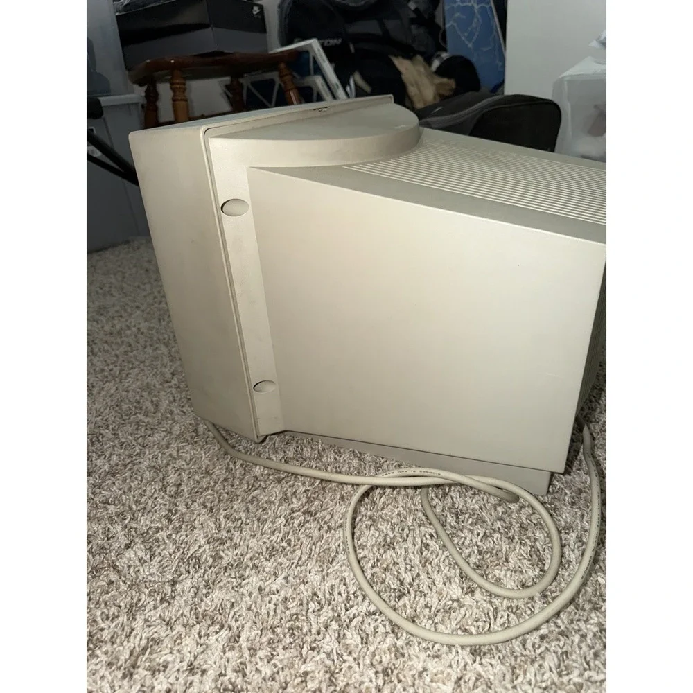 Apple Macintosh Color Plus M1787 14