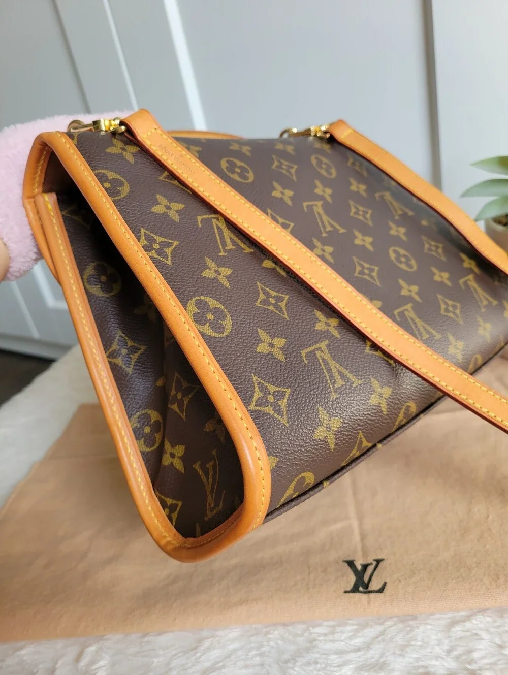 Louis Vuitton Crossbody Shoulder Bag BEL AIR Pm Monogram