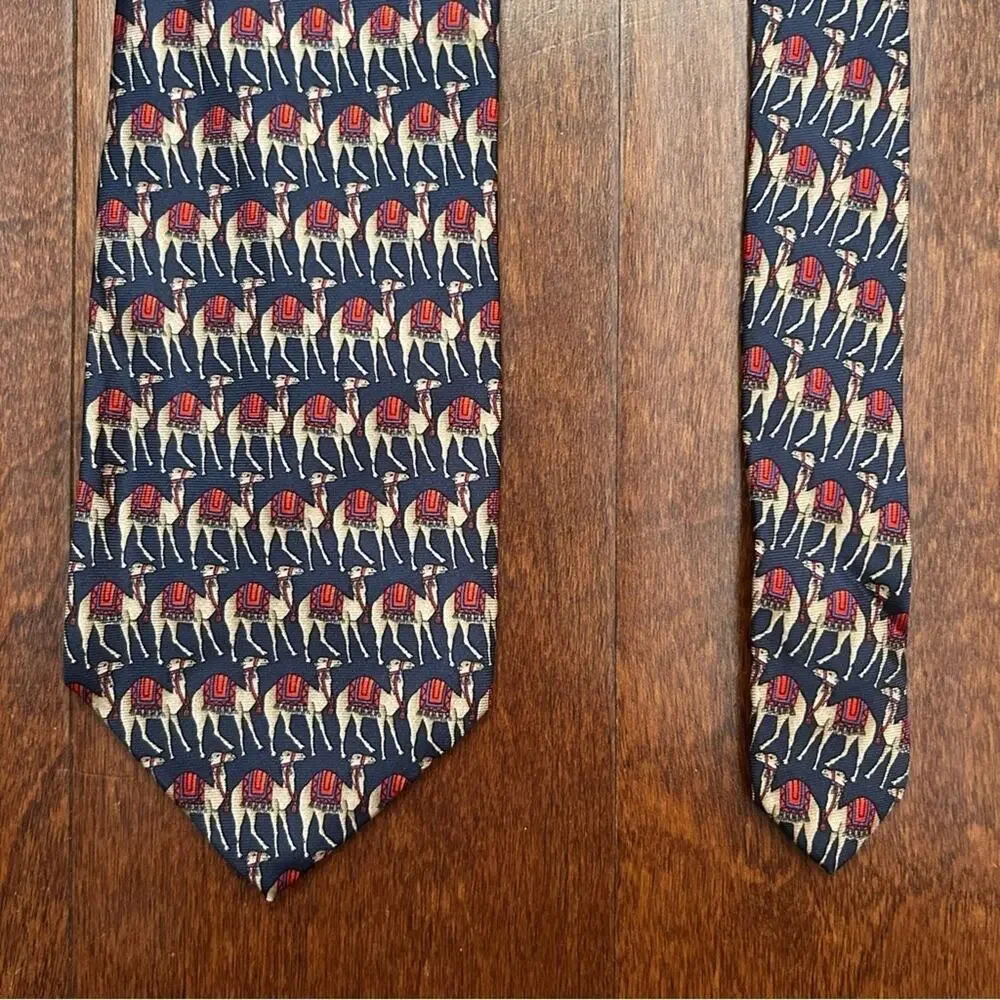 Awesome Camel Tie, 100% Silk and Made in Italy, Blue and Red, Beaufort Tie Rack