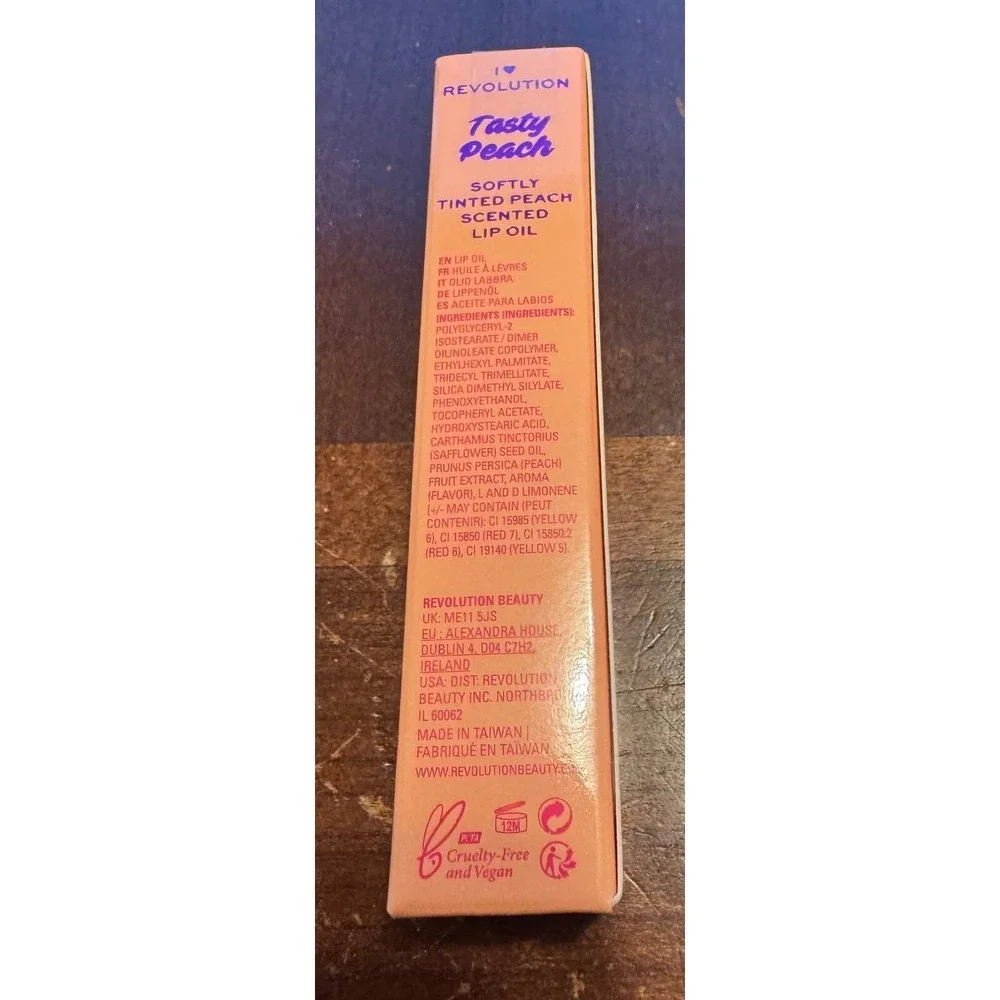 Sweet Peach lip oil, I love revolution .20 fl‎ oz.